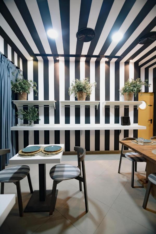 The Little Corner B&B Valenza Esterno foto